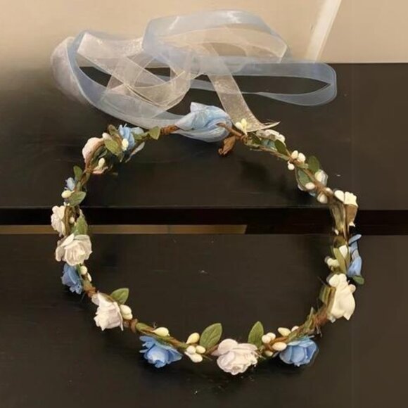 Flower Girl and Ring Bearer Accessories - Picture 1 of 2